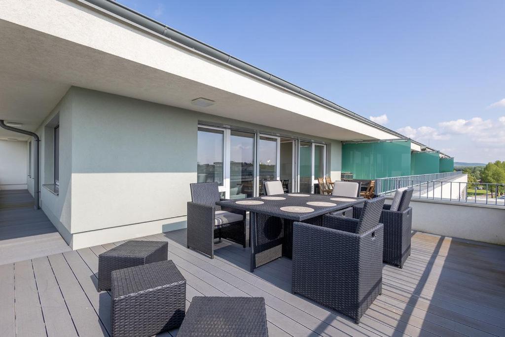 Lelleresort Bltn Apartmanok By Bltn Balatonlelle Exterior photo